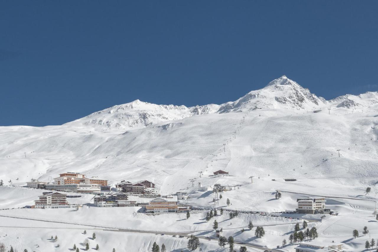 Hotel Angerer Alm Хохгургл Екстериор снимка