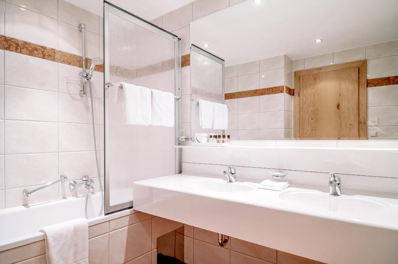 Hotel Angerer Alm Хохгургл Екстериор снимка